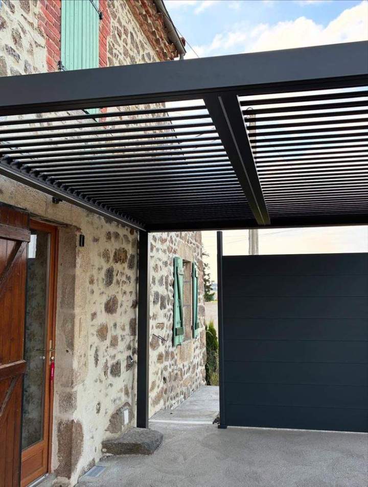 Pose de pergola bioclimatique Issoire